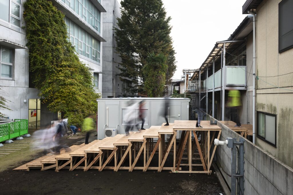 突然、目の前がひらけて